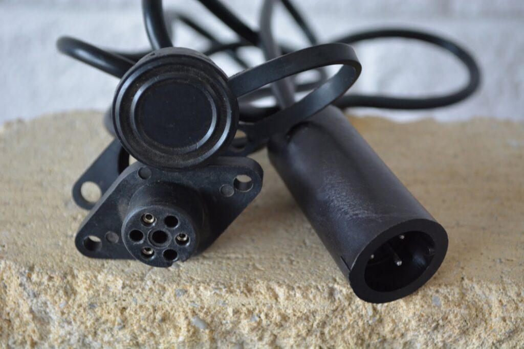 Carbon Winches Wired Remote Control Plug Extension Kit AUS4WD